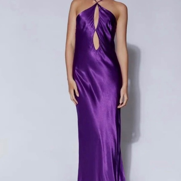 Satin Key Hole Midi Dress - Picture 3 of 6